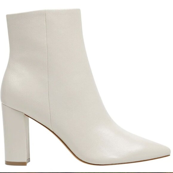 Marc Fisher ULANI HEELED BOOTIE size 9.5 Corpcore Officecore Boardroom Chic Offi - Picture 1 of 6